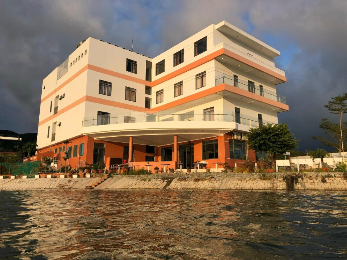 Chau Gia Hotel Vĩnh Hy Exterior foto
