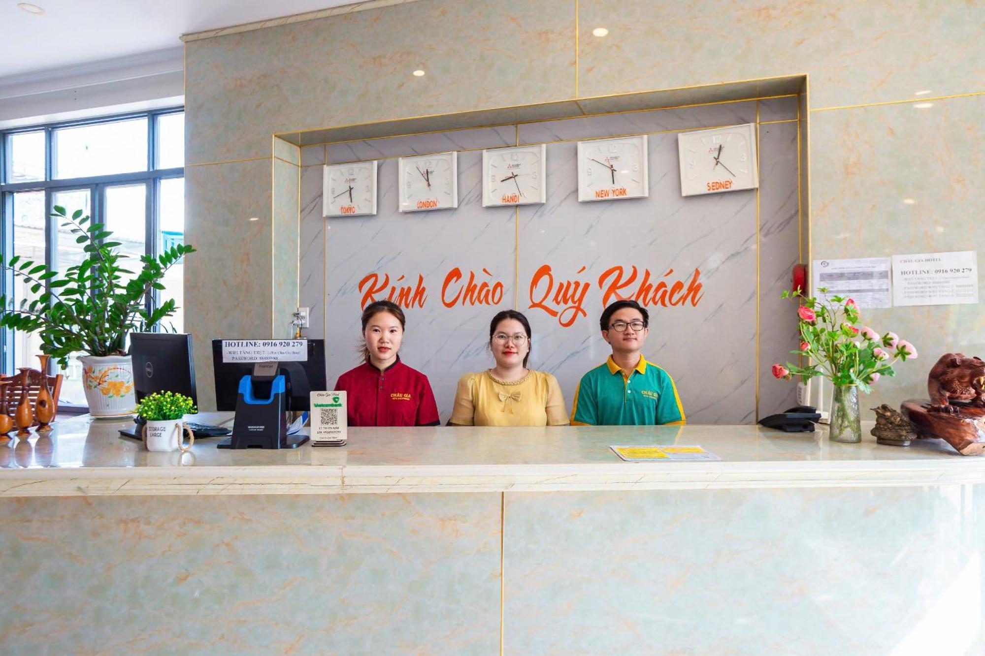 Chau Gia Hotel Vĩnh Hy Exterior foto