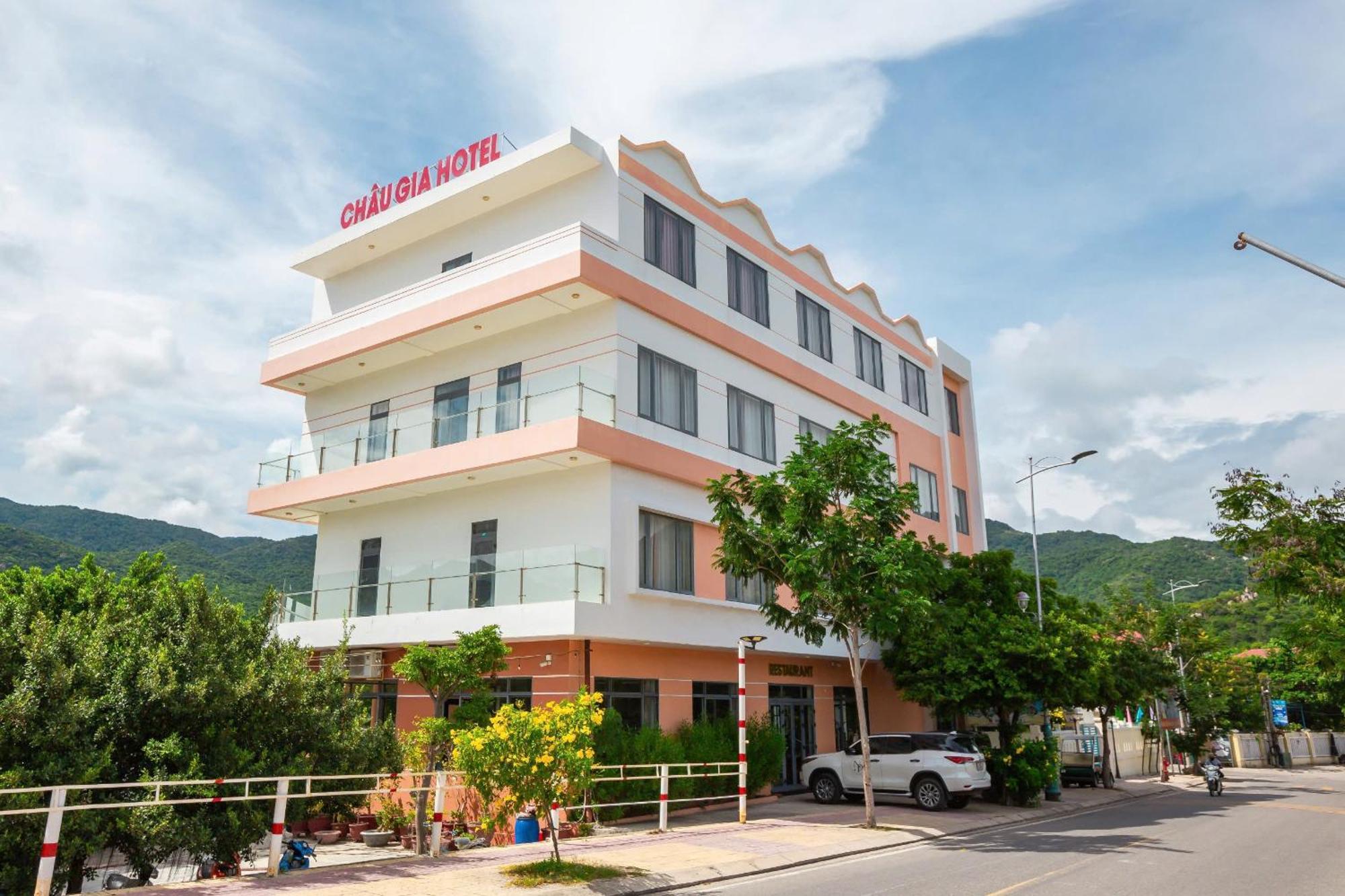 Chau Gia Hotel Vĩnh Hy Exterior foto